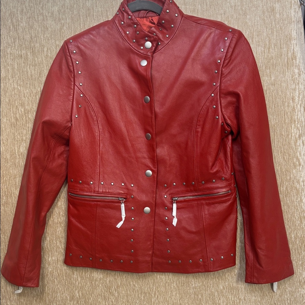 Pamela McCoy - Very nice Red Leather Jacket - silver stud‎ detailing  Size S